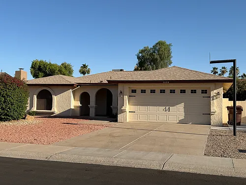 7309 W Canterbury Dr Photo 1