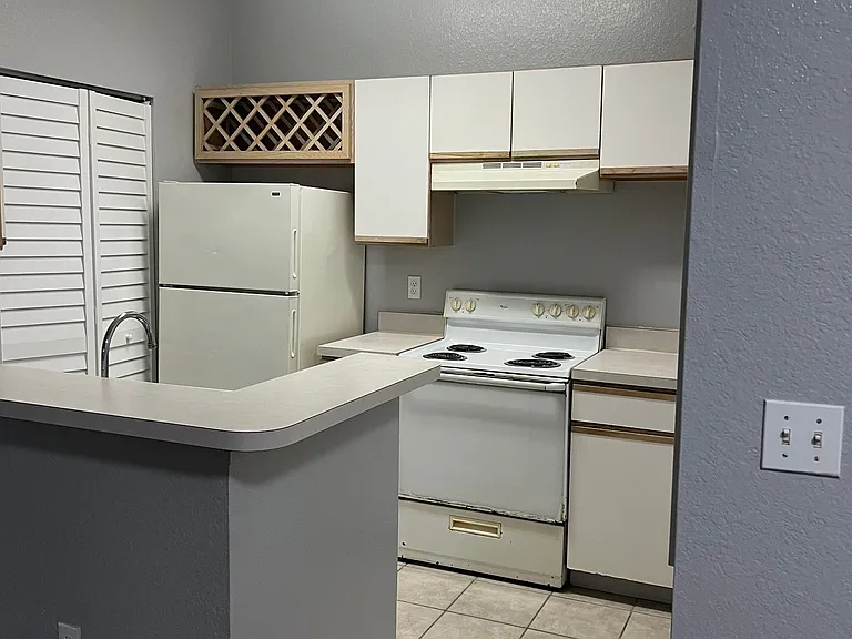 2612 Robert Trent Jones Dr #715 — Photo 4