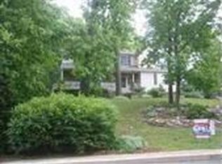 941 Timber Ln, Middletown, PA 17057