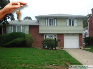 2292 Arby Ct, Wantagh, NY 11793