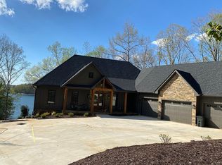 80 Moreland Heights Dr, Hartwell, GA 30643