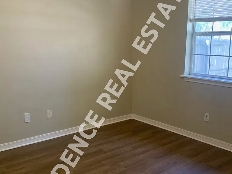 1604 S Barnett Springs St #0 — Photo 4