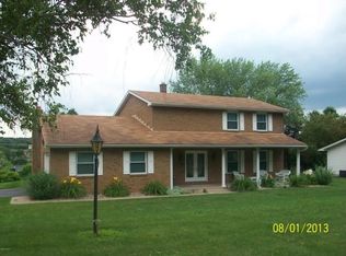 9 Hillcrest Dr, Elysburg, PA 17824