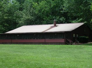 5825 Reevesville Rd, Grantsburg, IL 62943