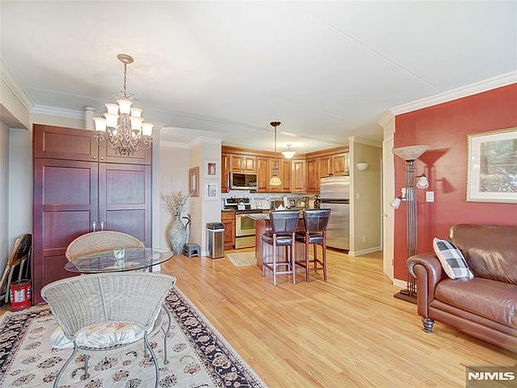3rd image of 250 Gorge Rd APT 22F