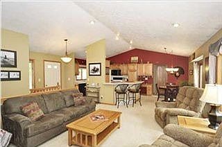 4th image of 13655 Shaner Ave NE