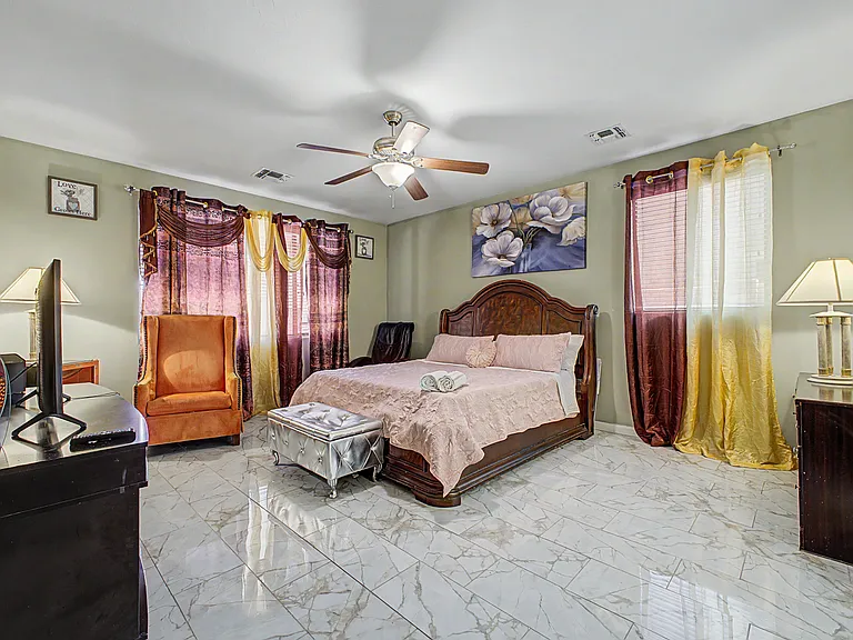 10613 E Avalon Park St — Photo 32