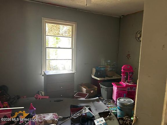 5th image of 5407 Hyland Dr