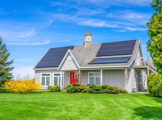 2 Van Ostrand Rd, Lansing, NY 14882