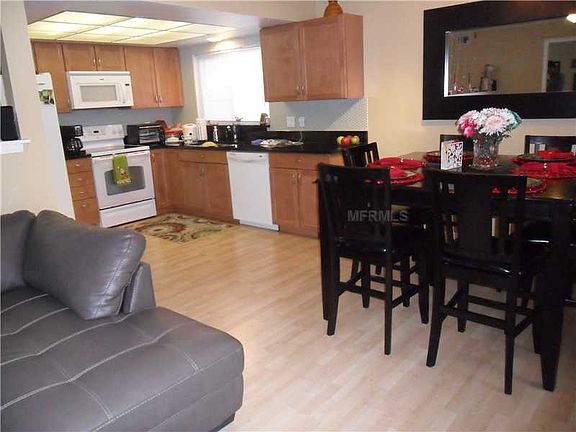 5th image of 7047 Talbot Dr