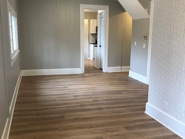 802 S Goodman St — Photo 12