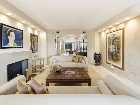 425 East 58th Street image 5 of 14