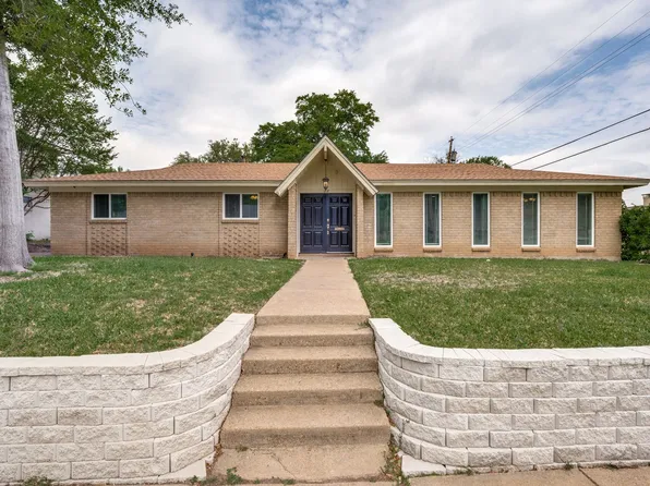 1717 Hillcrest Dr, Irving, TX 75062