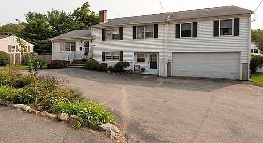 1st image of 488 Lowell St