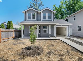 15557 SE Yamhill St #B, Portland, OR 97233
