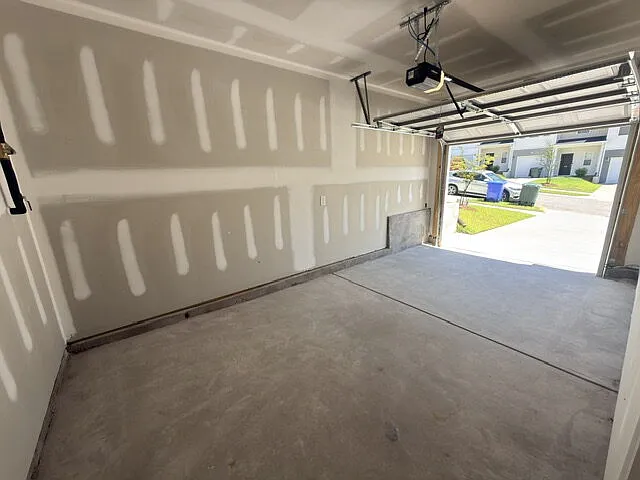121 Bartlett Dr — Photo 44