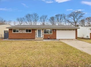 41859 Betley Dr, Sterling Heights, MI 48313