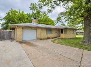 4512 E Frank Phillips Blvd, Bartlesville, OK 74006