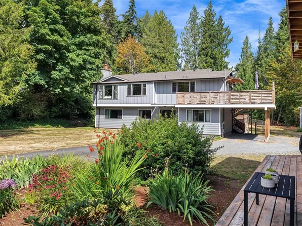 1127 Stuart Cres, Cowichan Valley, BC V8H 0H2