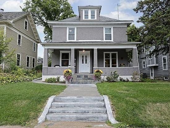 3rd image of 3141 Humboldt Ave S