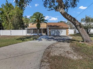 915 Seminole Blvd, Tarpon Springs, FL 34689