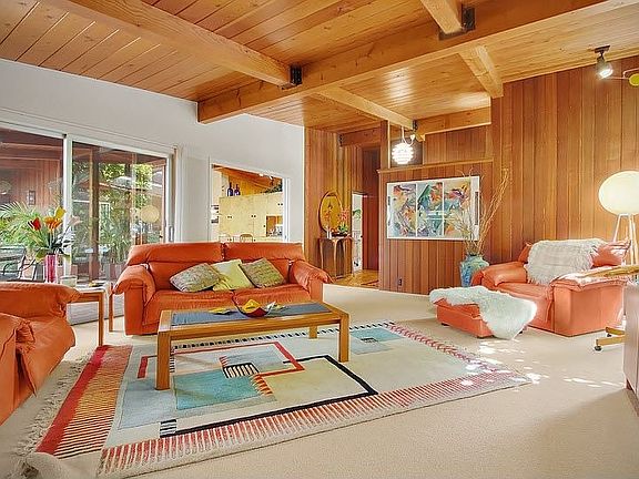 Flowing open floor plan
