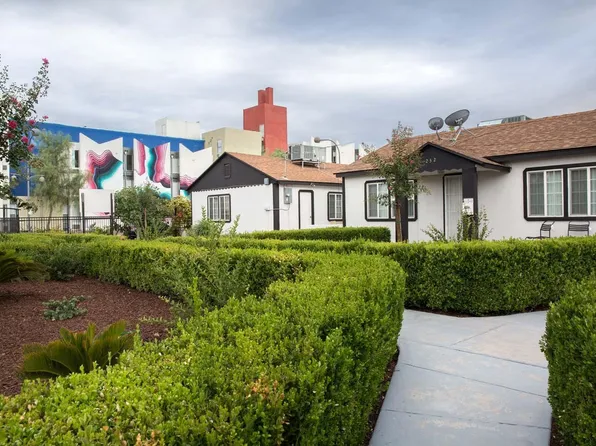 230 N 8th St, Las Vegas, NV 89101