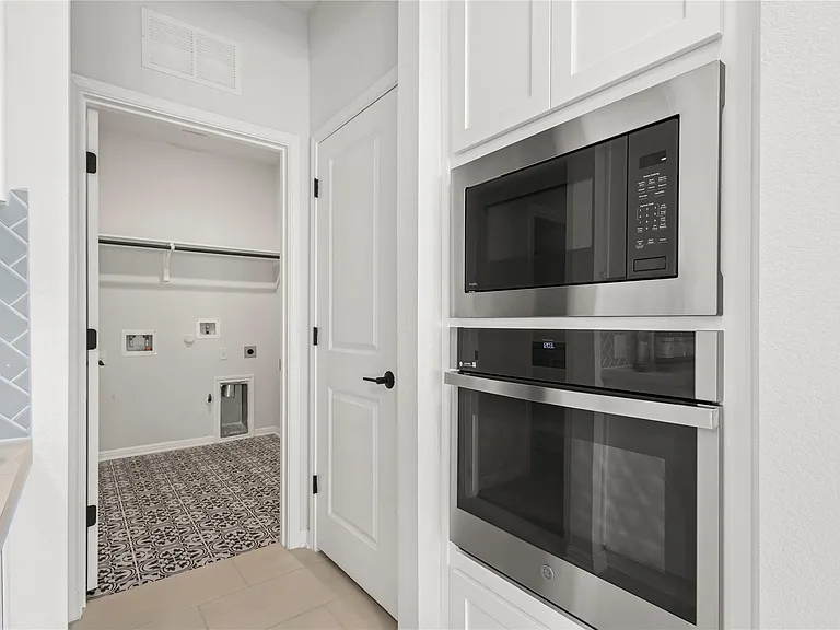1128 Villa Rialto Vw — Photo 19