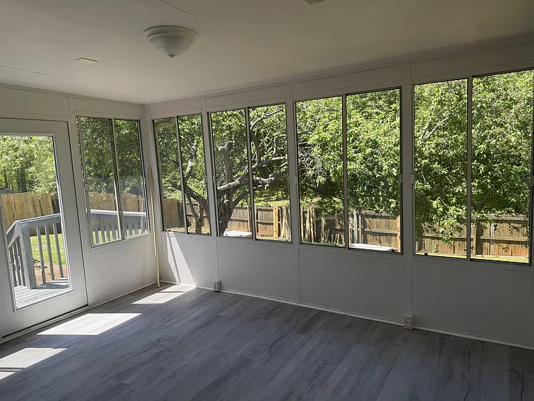 714 Thornbird Cir — Photo 6