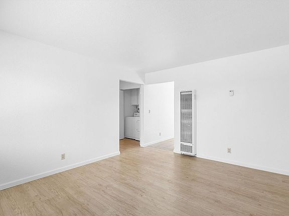 3rd image of 1530 Stanton St APT C
