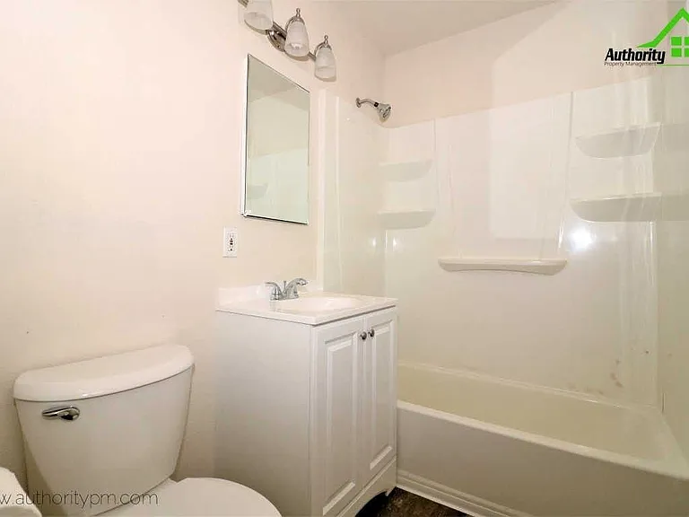 3994 Mercury Dr — Photo 14