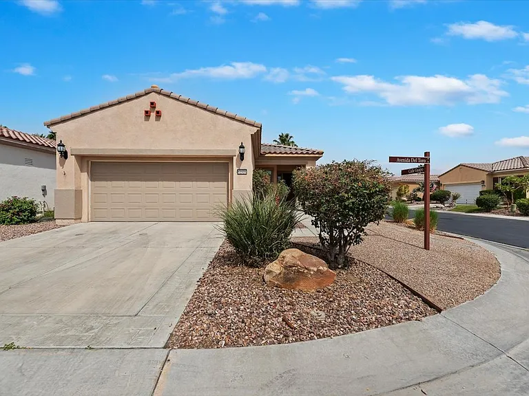 81916 Avenida Del Toro — Photo 2