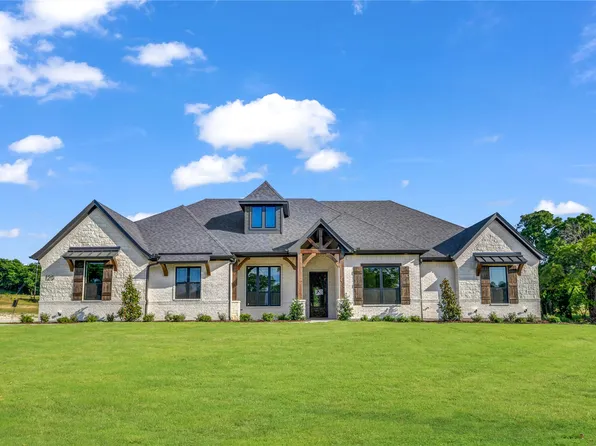 120 Daggett Dr, Decatur, TX 76234