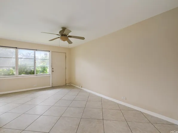 1627 Ala Wai Blvd APT 104, Honolulu, HI 96815