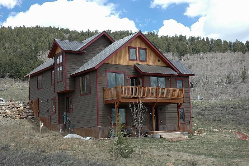 1st image of 378 Anderson Dr