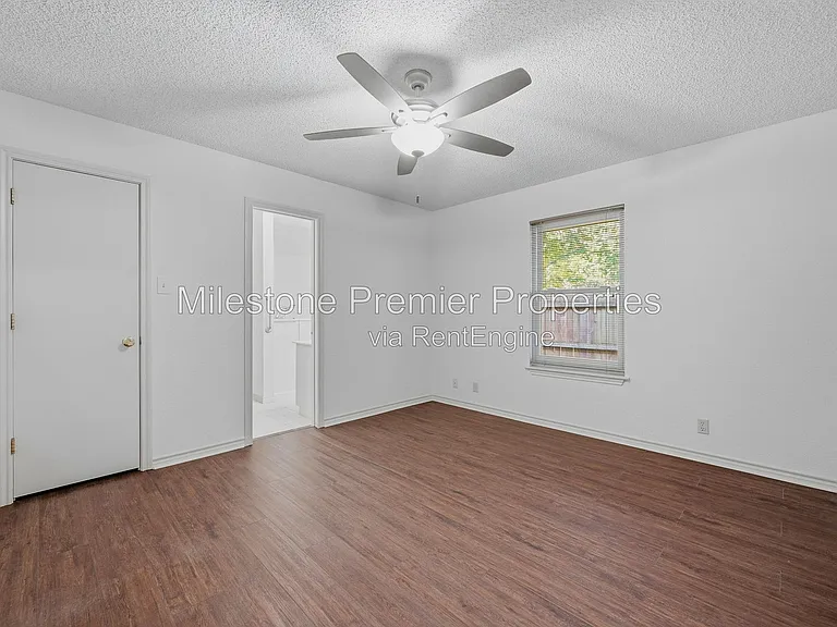 1908 Paula Dr — Photo 11