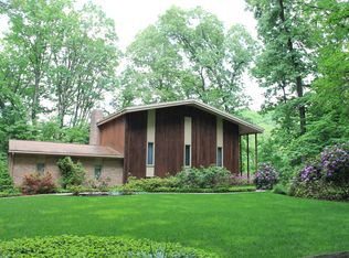 866 Sand Hill Rd, Hershey, PA 17033