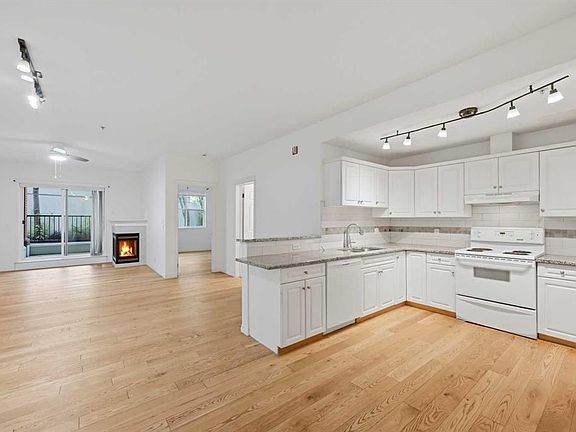 3rd image of 2134 S Kensington Rd NW #106