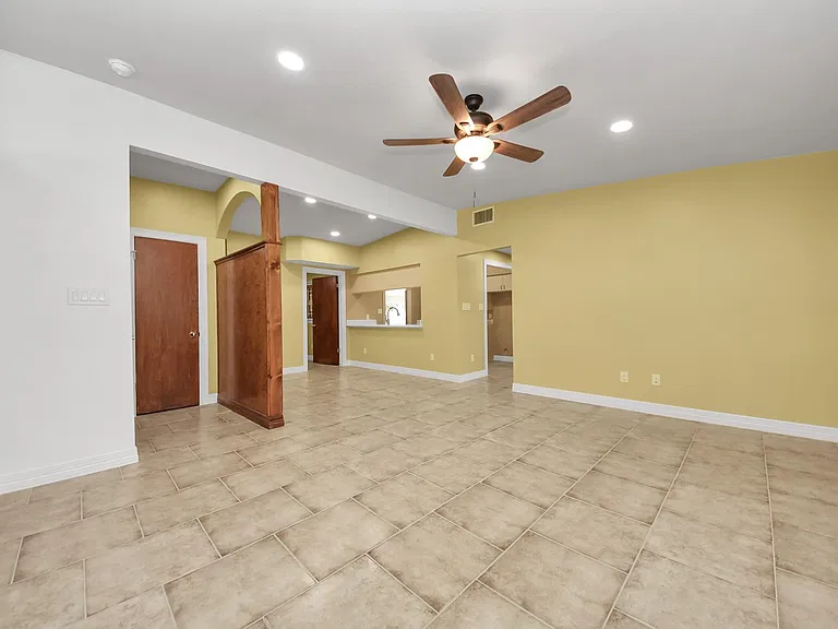 5326 Heatherbrook Dr — Photo 8