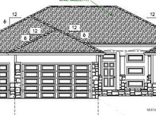 19633 Mason St, Elkhorn, NE 68022