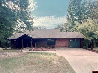 663 Heritage Oaks Dr, Mountain View, AR 72560