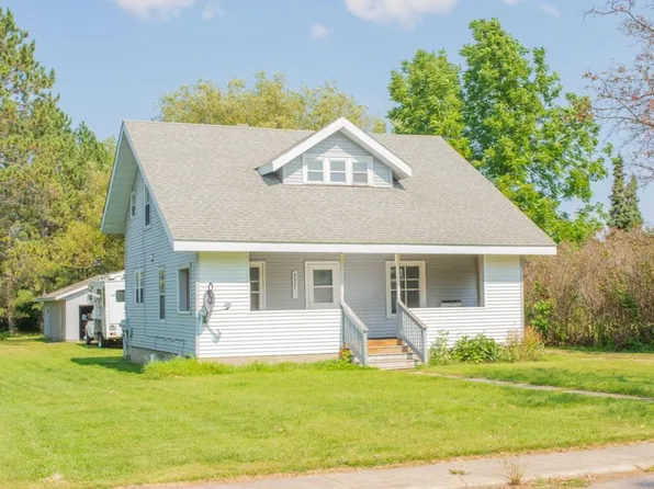 237 Main St W, Kelliher, MN 56650
