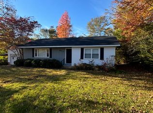 511 E Earle St, Landrum, SC 29356