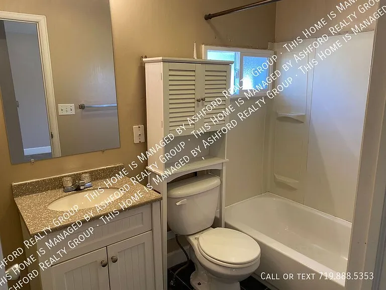 511 1/2 Swope Ave — Photo 13