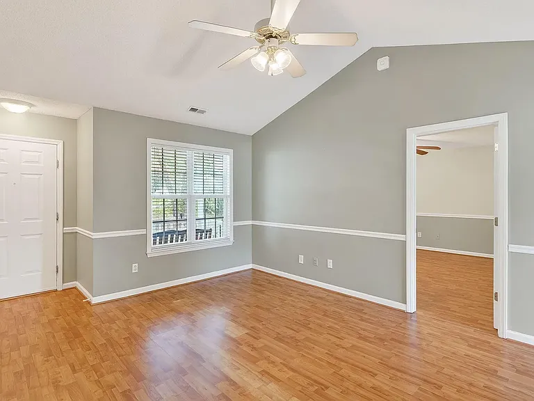 632 Waterford Dr — Photo 8