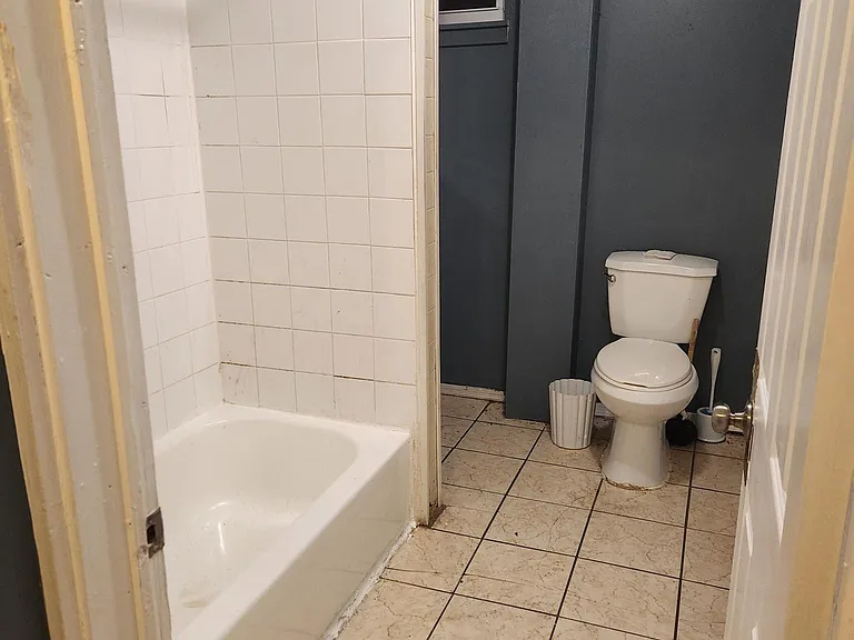 417 Straight St #1 — Photo 7