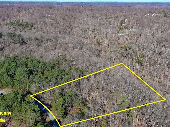 2nd image of 79 Quail Hollow Rd