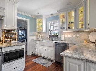 28 E St, Hull, MA 02045