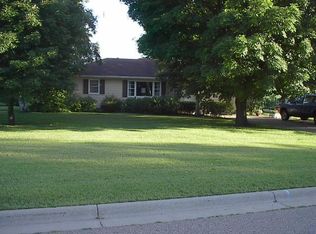 2355 4th St NW, Faribault, MN 55021