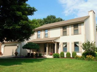 W152N7870 Countryside Dr, Menomonee Falls, WI 53051